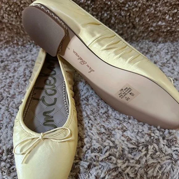Sam Edelman Pale Yellow Leather Ballet Flats with Bow - Picture 2 of 4